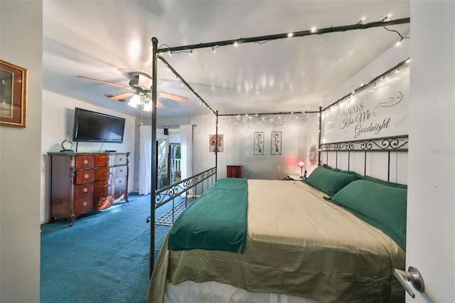 bedroom featuring carpet flooring