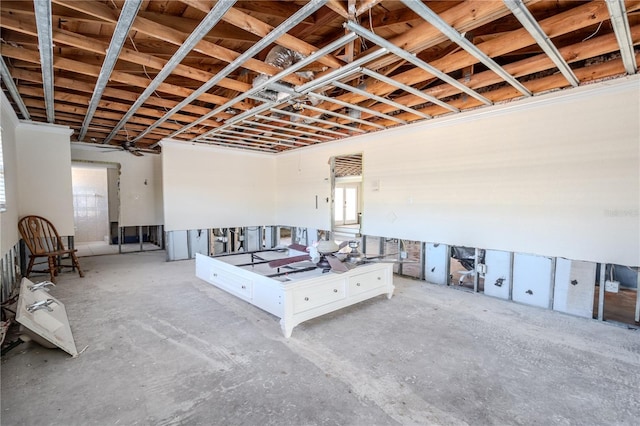 basement with ceiling fan