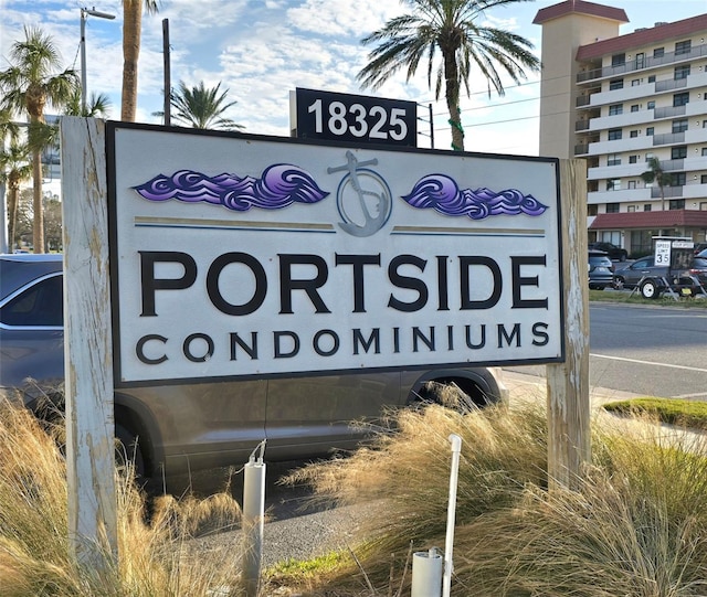 view of community / neighborhood sign