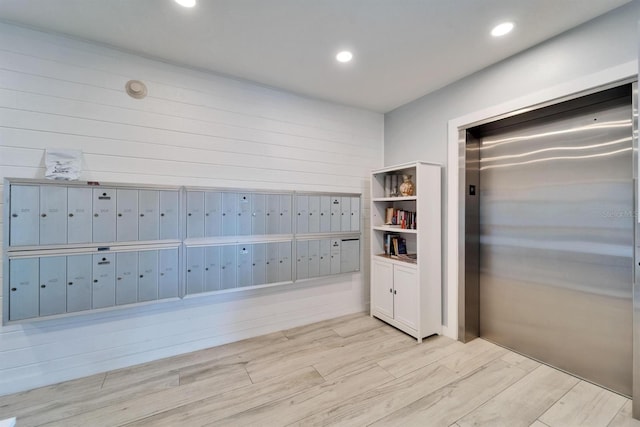 18325 Gulf Blvd Unit 407, Redington Shores, FL 33708 - surrounding community featuring mail area and recessed lighting