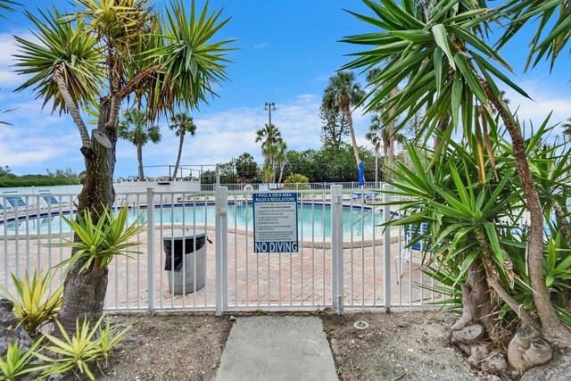 18325 Gulf Blvd Unit 407, Redington Shores, FL 33708 - community pool with fence