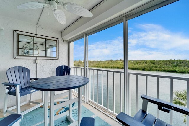 18325 Gulf Blvd Unit 407, Redington Shores, FL 33708 - view of sunroom