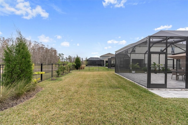 view of yard featuring a lanai