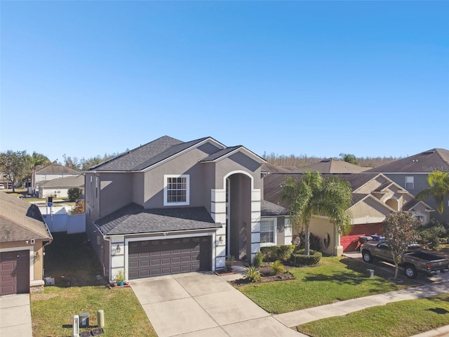 view of front property featuring a front yard