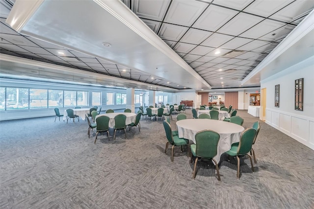 dining space featuring carpet floors