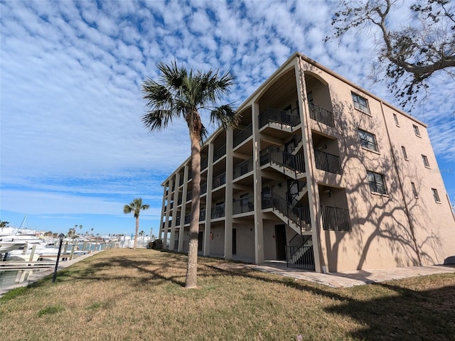 view of building exterior