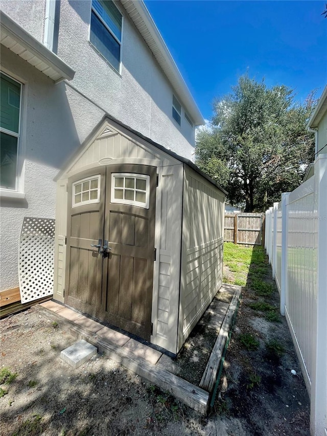 view of outbuilding