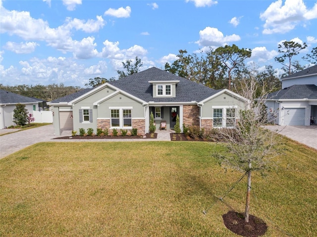 view of front of home with a front lawn