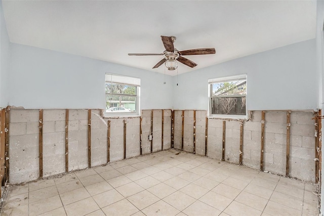 spare room featuring ceiling fan