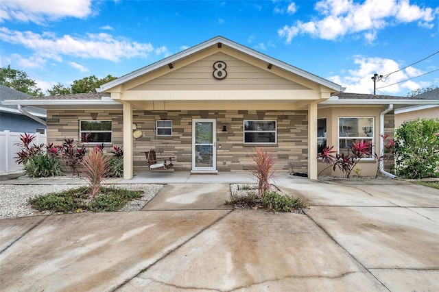 view of front of home featuring a porch