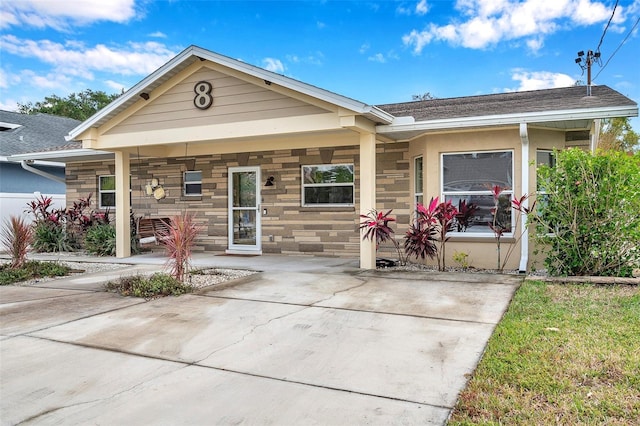 view of front of home featuring a porch