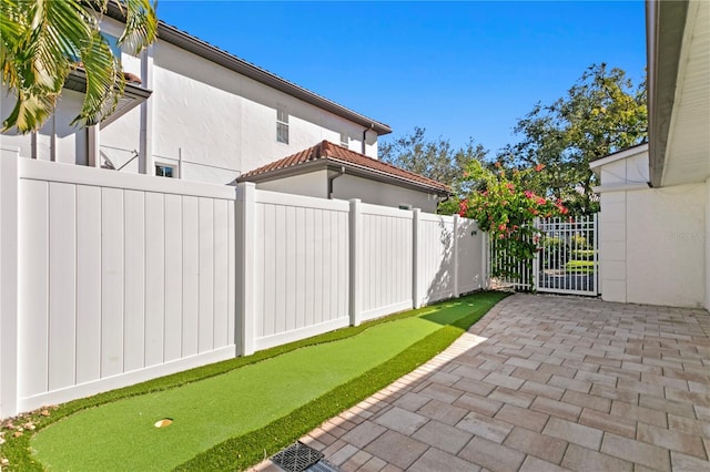 view of yard with a patio area