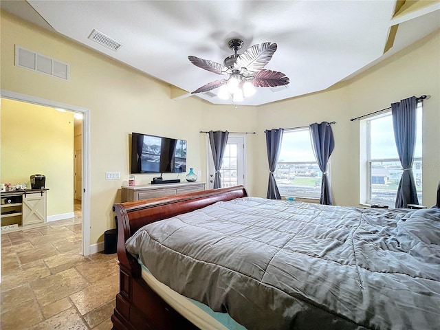 bedroom featuring ceiling fan