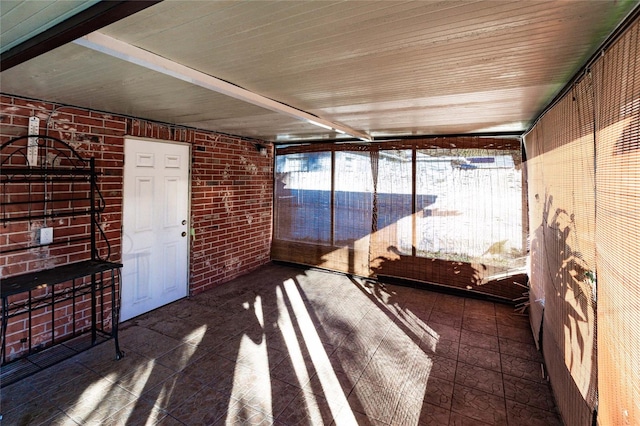 2005 E Crenshaw St, Tampa, FL 33610 - sunroom / solarium with a healthy amount of sunlight