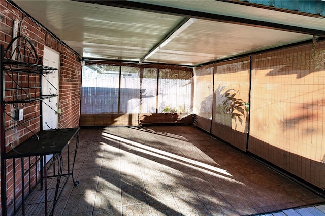 2005 E Crenshaw St, Tampa, FL 33610 - view of sunroom