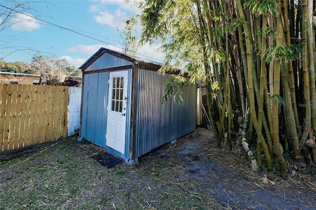 2005 E Crenshaw St, Tampa, FL 33610 - view of outbuilding