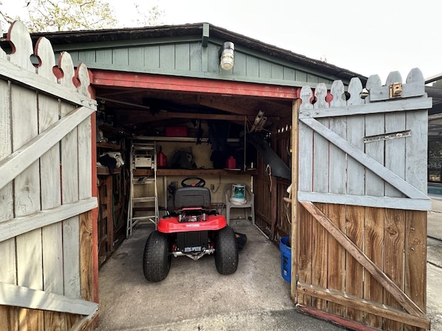 view of outbuilding