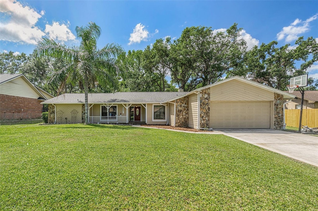 823 Scenic Heights Dr, Brandon, FL 33511 - photo 1