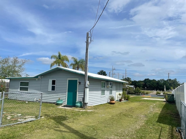 exterior space featuring a yard