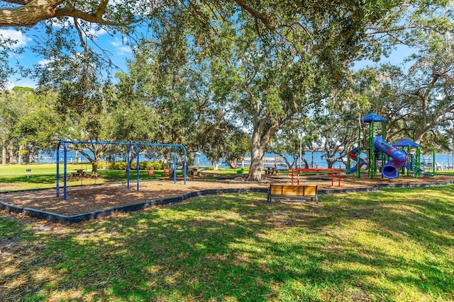 community play area with a yard