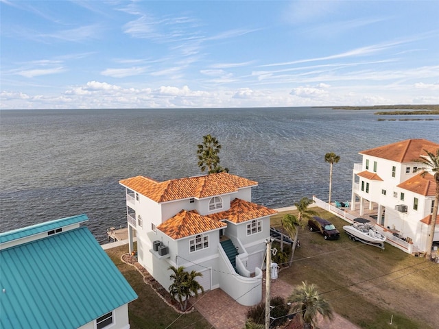 bird's eye view with a water view