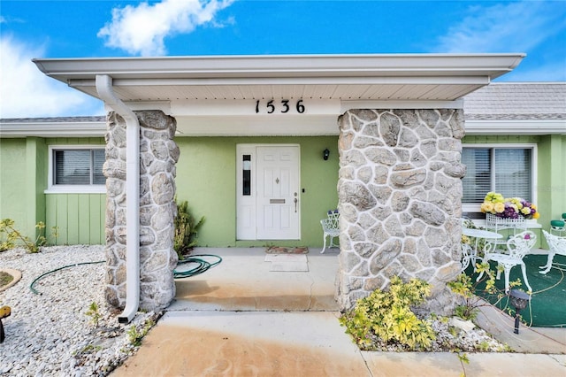 view of entrance to property