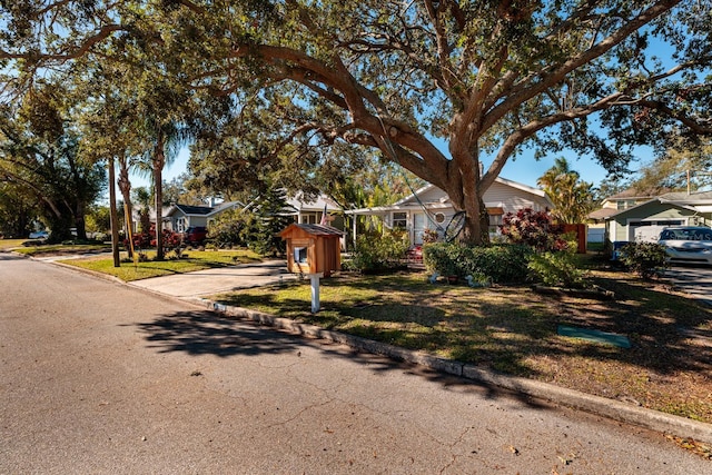 view of front of house