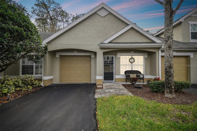 view of front facade featuring a garage