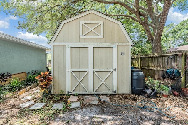 view of outbuilding