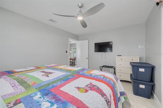 bedroom featuring ceiling fan