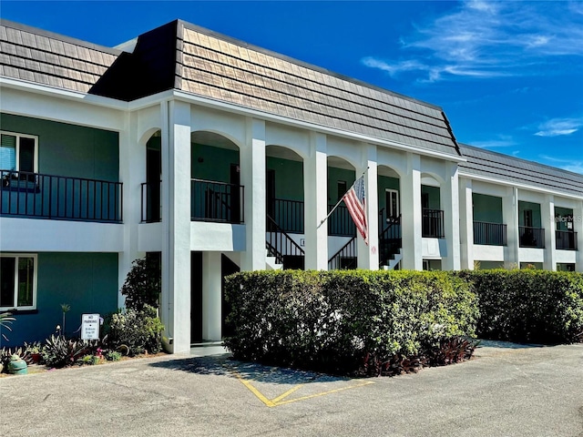 view of building exterior