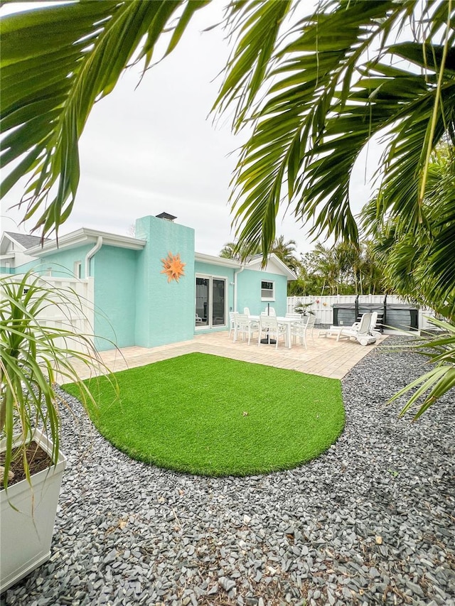 view of yard with a patio area