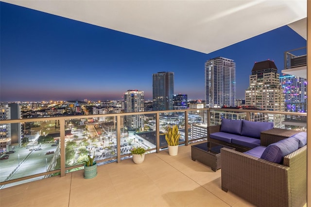 301 1st St S Unit 2006, Saint Petersburg, FL 33701 - balcony featuring a view of city and outdoor lounge area