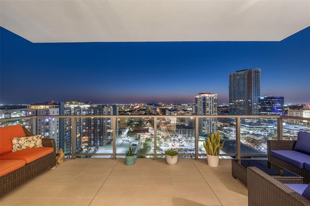 301 1st St S Unit 2006, Saint Petersburg, FL 33701 - balcony featuring an outdoor hangout area and a city view
