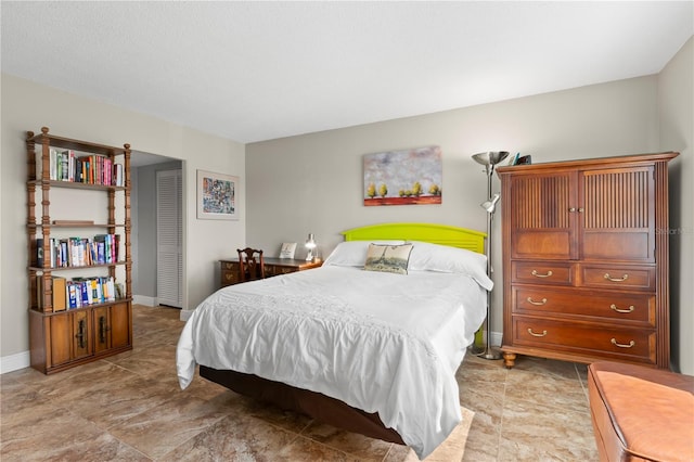 bedroom featuring a closet