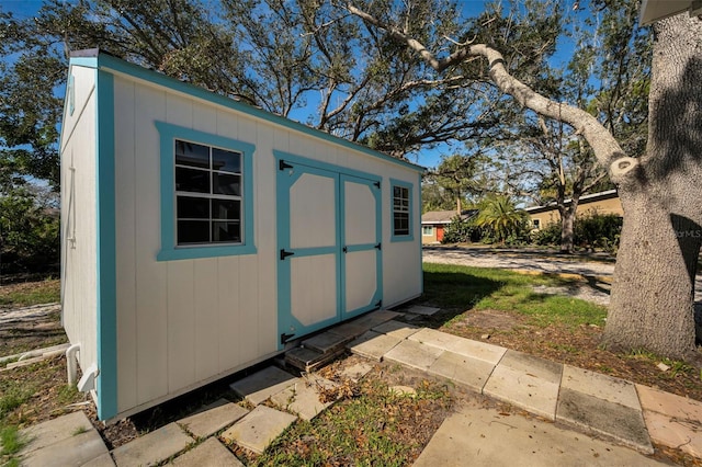 view of outbuilding