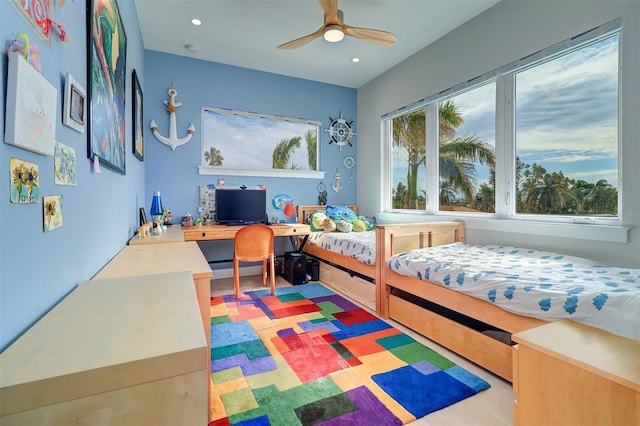 bedroom featuring ceiling fan