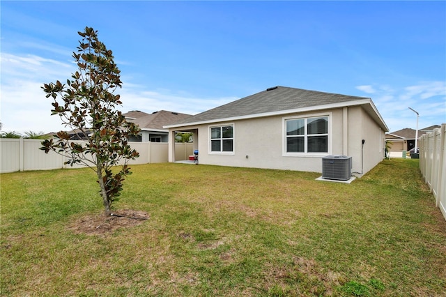 17019 Avon Dive Ln, Wimauma, FL 33598 - photo 4