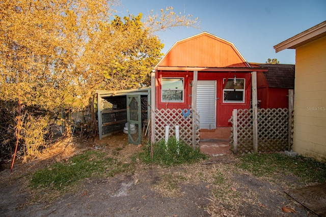 view of outbuilding