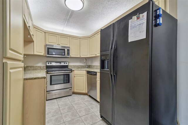 1433 Pine Glen Pl Unit D1, Tarpon Springs, FL 34688 - photo 18
