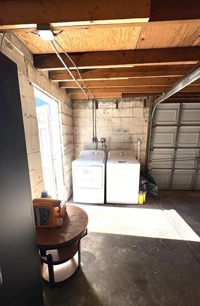 laundry area featuring washing machine and dryer