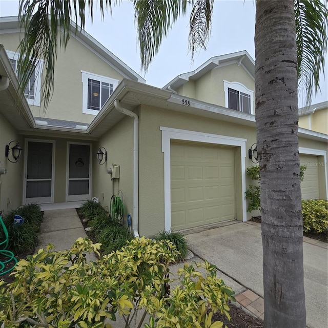 view of front of house featuring a garage