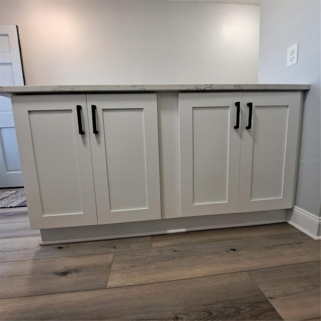 room details featuring hardwood / wood-style floors