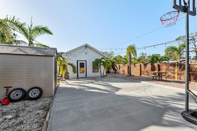 exterior space featuring a storage shed