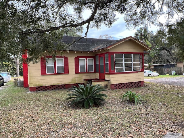 view of front of property