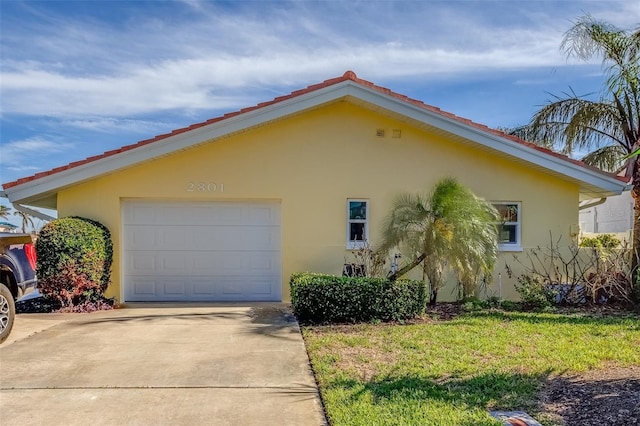 Listing photo 3 for 2801 Hibiscus Dr W, Belleair Beach FL 33786