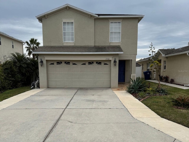 view of front property featuring a garage