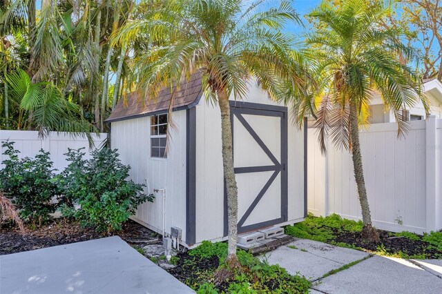 view of outbuilding