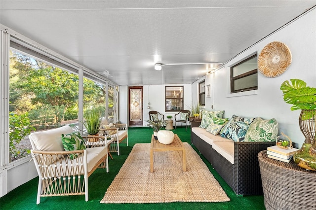 view of sunroom / solarium