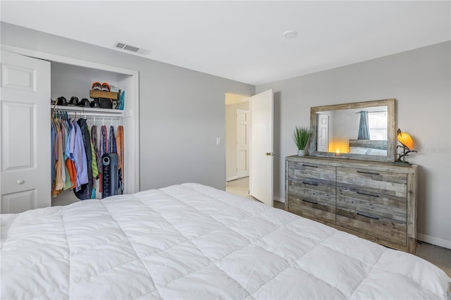 bedroom with a closet